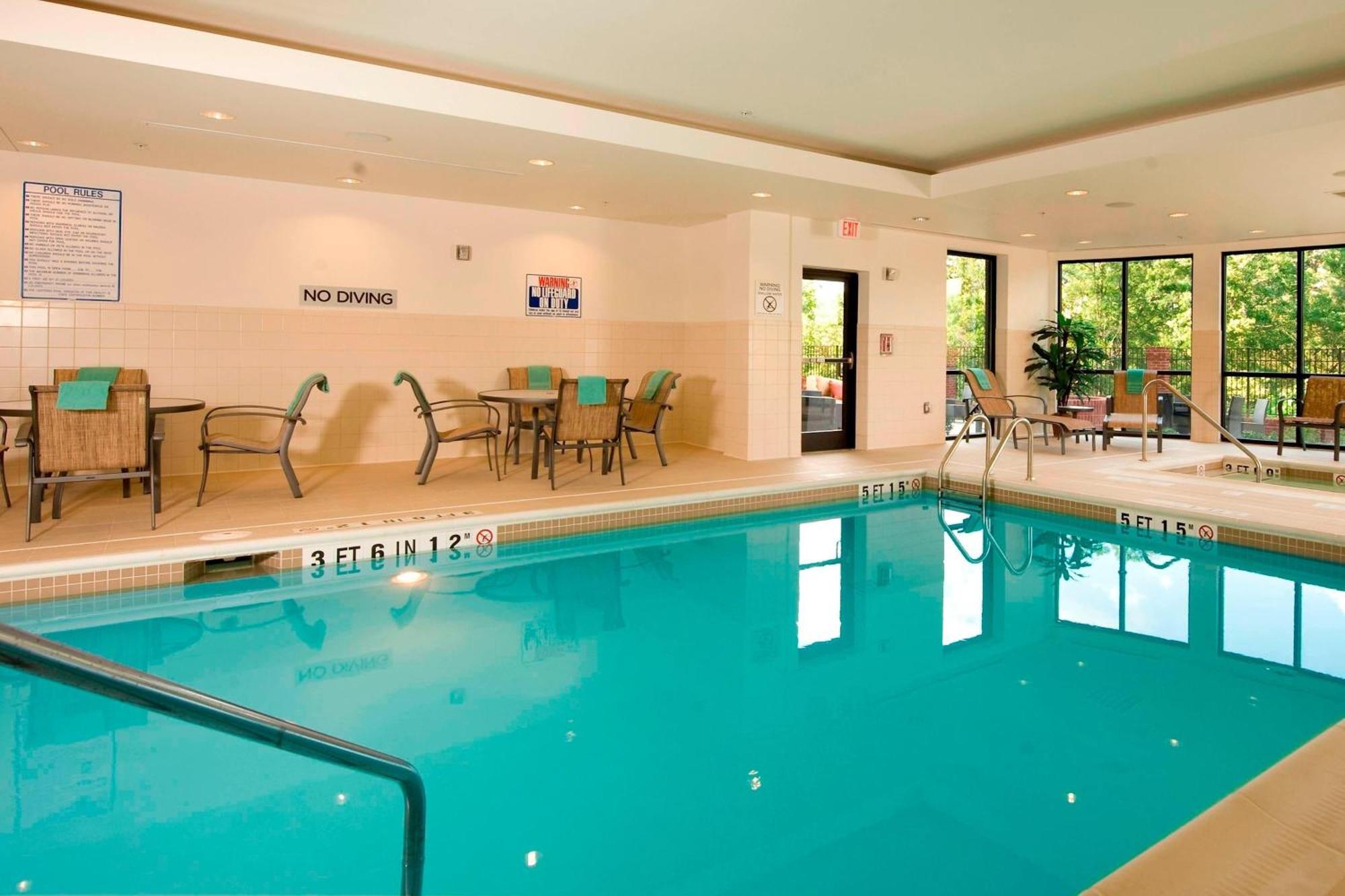 Courtyard By Marriott Atlanta Buford Mall Of Georgia Kültér fotó