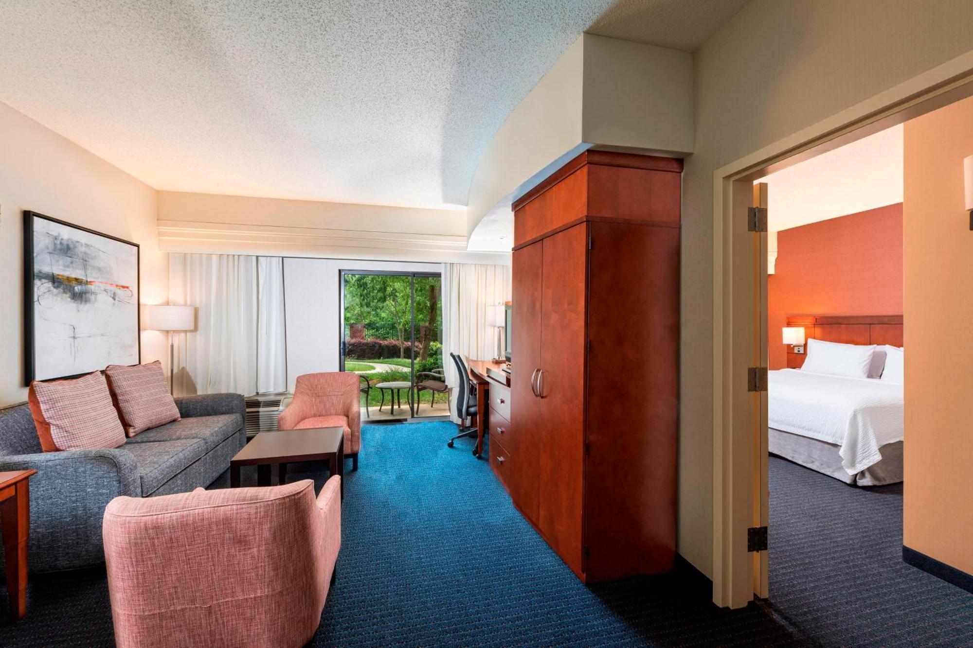 Courtyard By Marriott Atlanta Buford Mall Of Georgia Kültér fotó