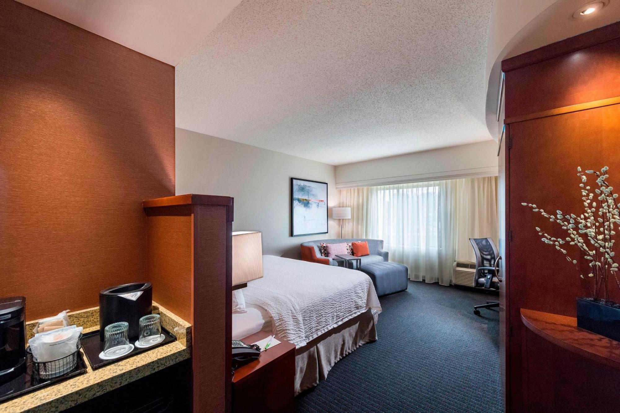 Courtyard By Marriott Atlanta Buford Mall Of Georgia Kültér fotó