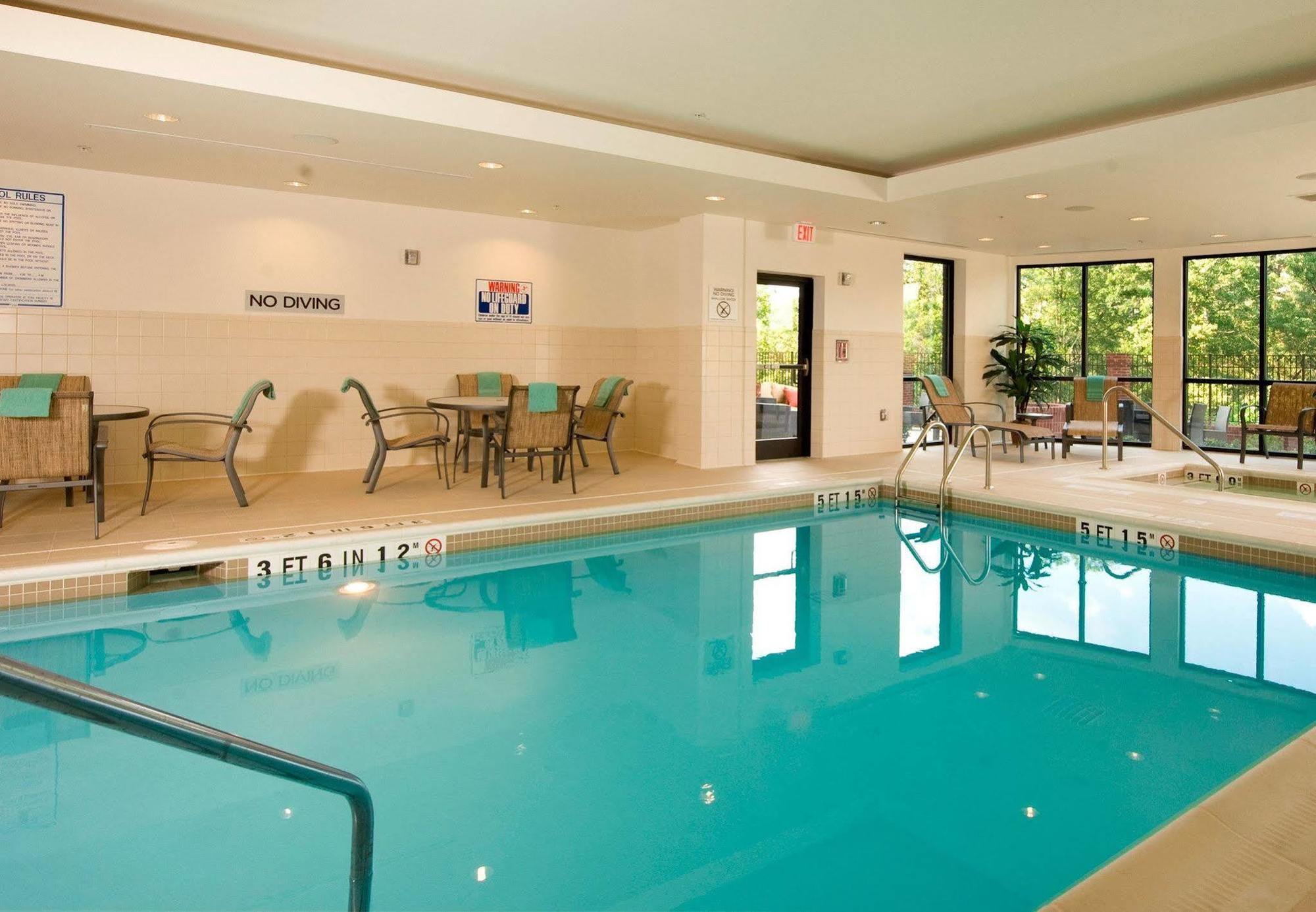 Courtyard By Marriott Atlanta Buford Mall Of Georgia Kültér fotó